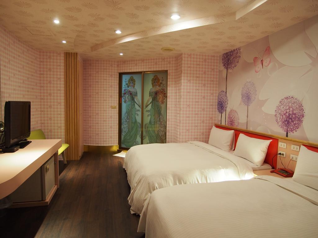 Day Chen Hotel Yilan Exterior foto