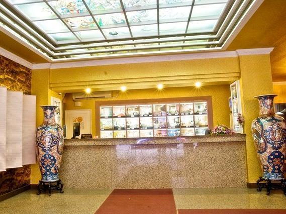 Day Chen Hotel Yilan Exterior foto