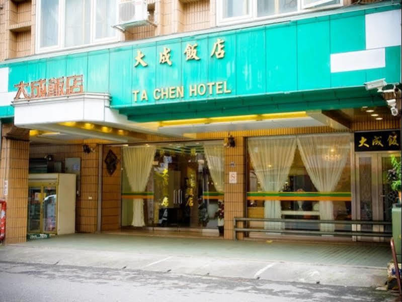 Day Chen Hotel Yilan Exterior foto