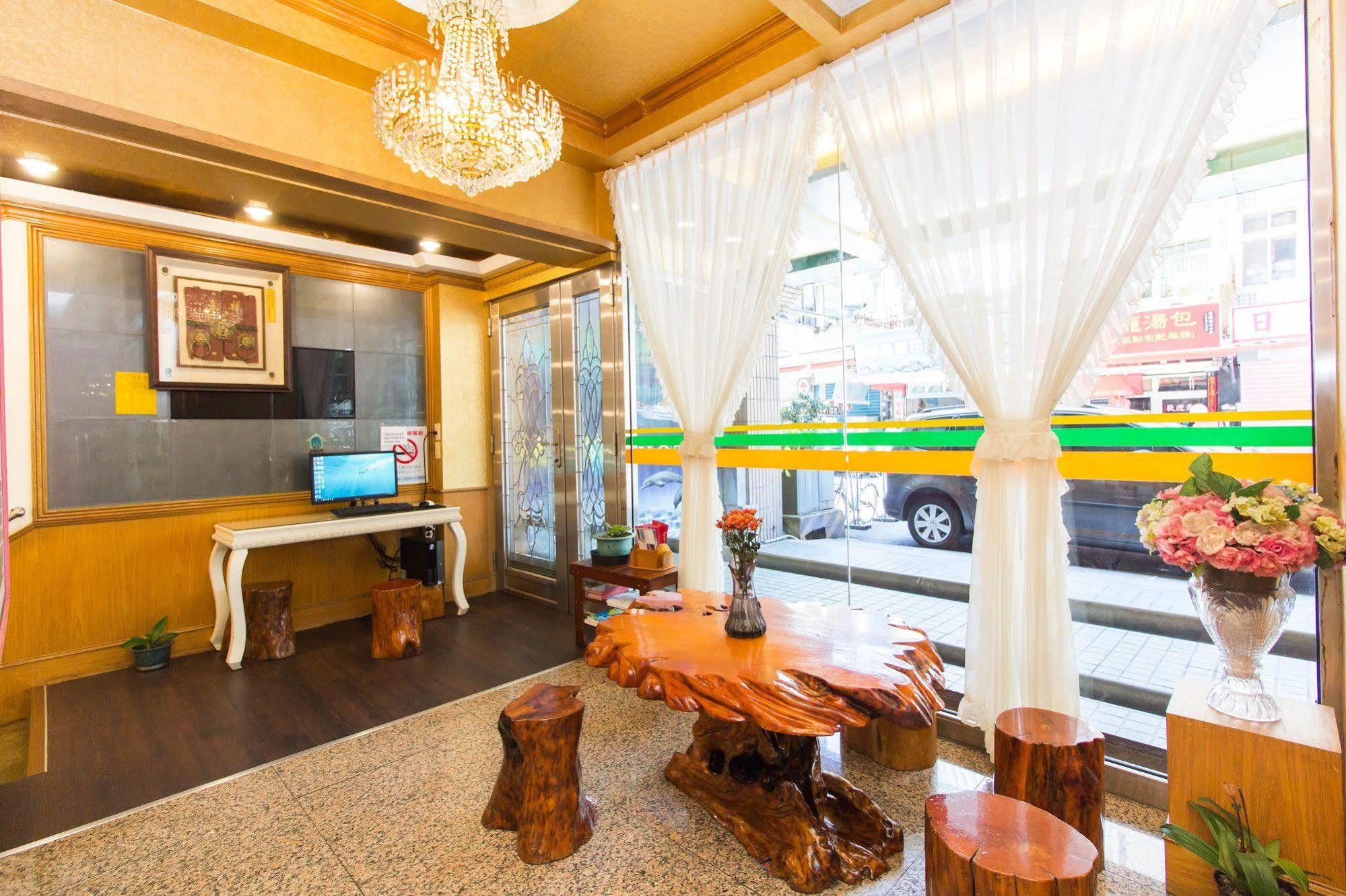 Day Chen Hotel Yilan Exterior foto