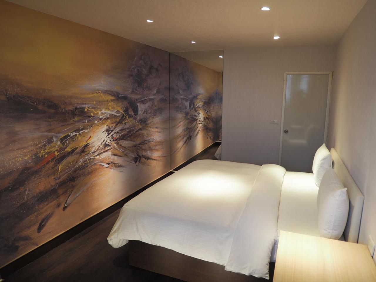 Day Chen Hotel Yilan Exterior foto