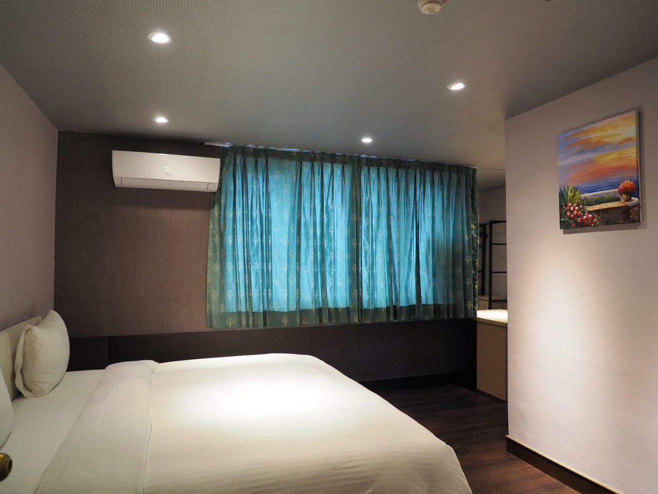 Day Chen Hotel Yilan Exterior foto