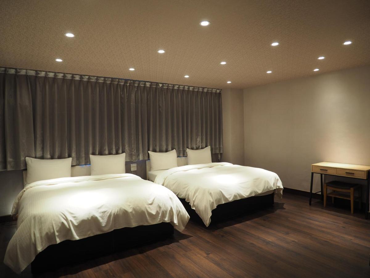 Day Chen Hotel Yilan Exterior foto